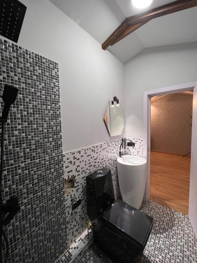Natali Boutique Hotel Tbilisi Esterno foto