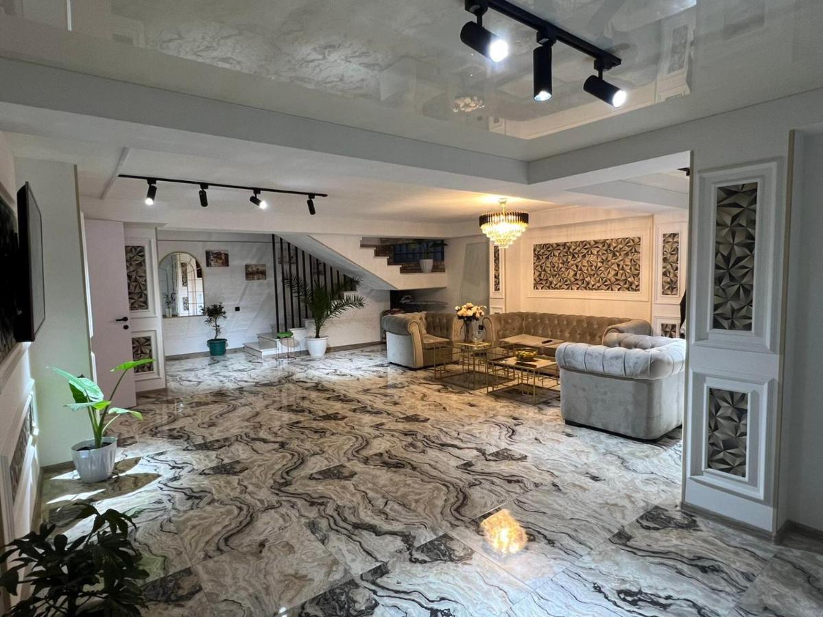 Natali Boutique Hotel Tbilisi Esterno foto