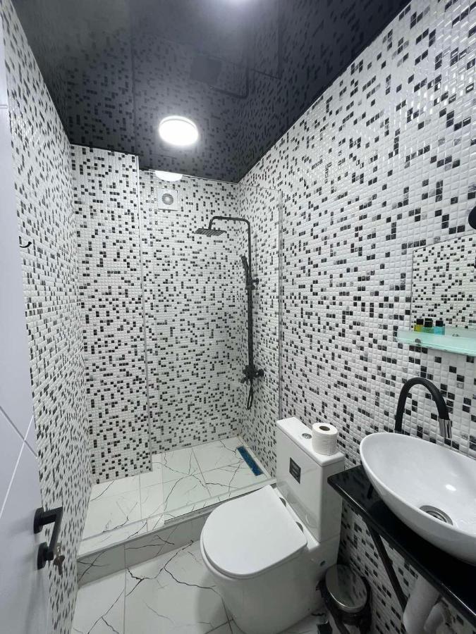Natali Boutique Hotel Tbilisi Esterno foto